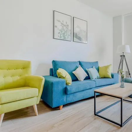 Limehome Carrer De Besalu 90 - Temporal Apartamento Barcelona
